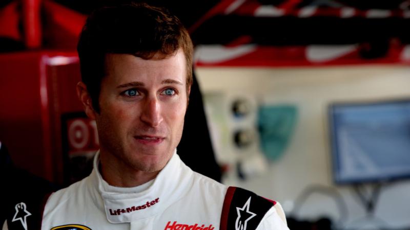 Kasey Kahne announced he will step away from full-time competition after 2018. 