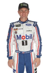Clint Bowyer replaces Tony Stewart in the No. 14 Ford Fusion for Stewart-Haas Racing in 2017.